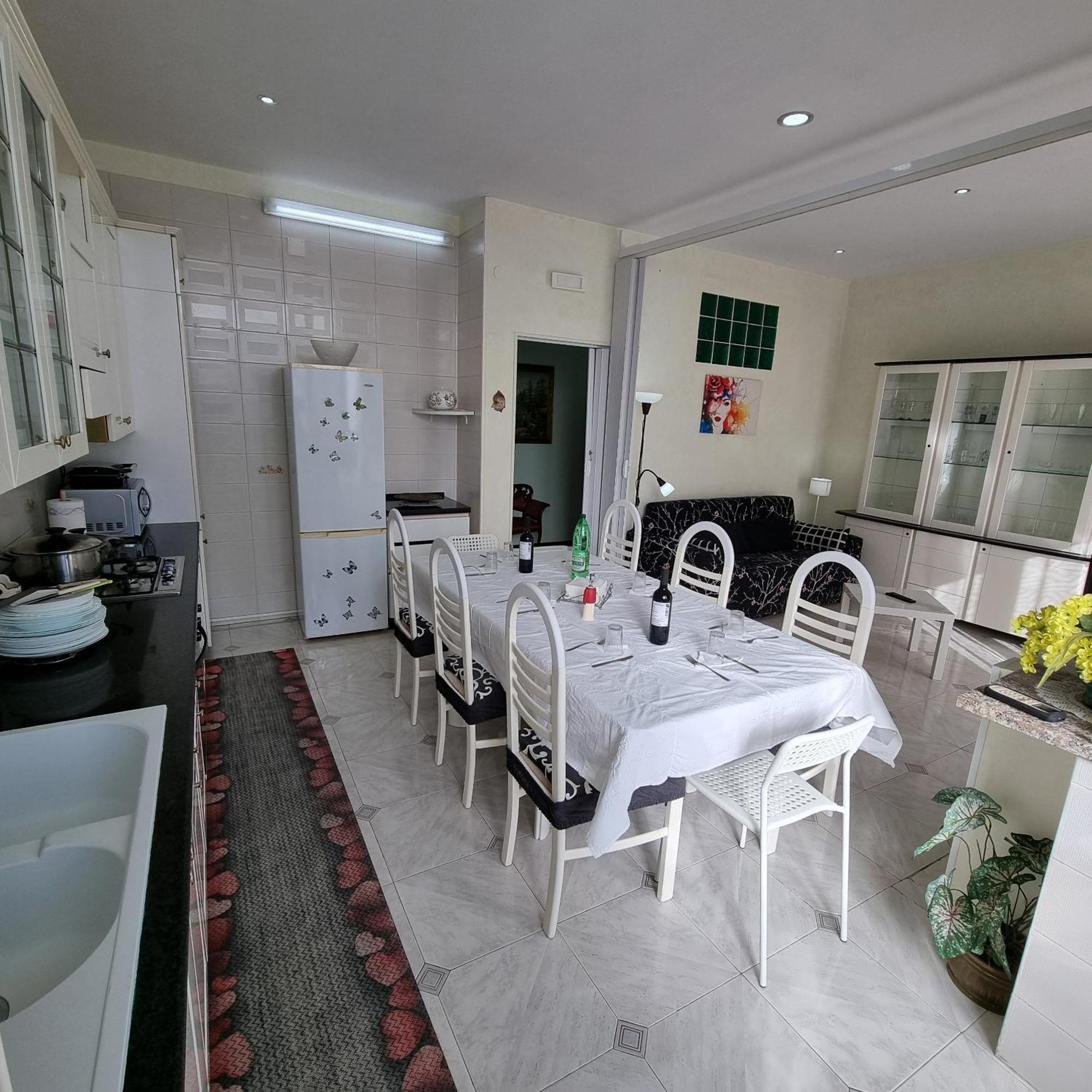 Residenza Margherita - Centralissima Салерно Екстериор снимка